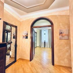 Фото Апартаменты на улице Юлиуса Фучика 6