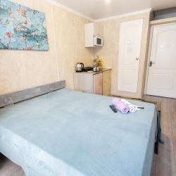 Фото Отель YourHouse (ЙоХаус) в 1-м микрорайоне 5