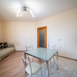Фото Отель InnDays Apartments на улице Кораблестроителей 34