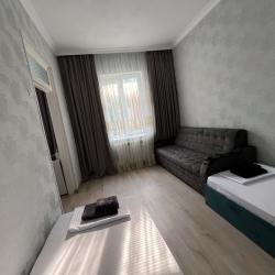 Фото Апартаменты Happy Home(ХэппиХоум) на улице Зураба Магкаева 83/3