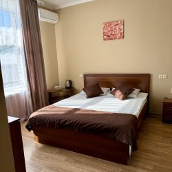 Номер комфорт с 1 двуспальной кроватью