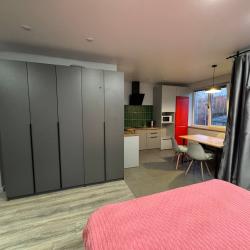 Фото Апартаменты на улице Варламова 31