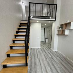 Апартаменты люкс гостиничный комплекс Радуга 10И