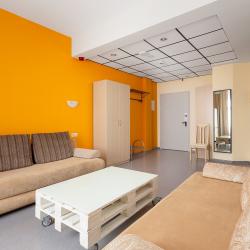 Фото Отель Riders Lodge (Райдерс Лодж)