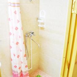 Номер стандарт с 1 двуспальной кроватью