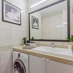 Фото Апартаменты на улице Меридианная