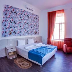 Фото Отель Сквер Высоцкого