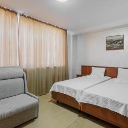 Фото Отель Зеленый попугай