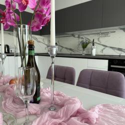 Фото Просторные Апартаменты в центре 55м²