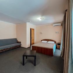 Номер стандарт семейный (мансарда)