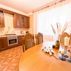 Фото Апартаменты Комфорт на улице Бутлерова 29