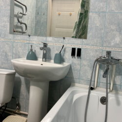 Фото Отель Какие Люди на улице Любы Шевцовой 80