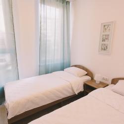 Фото Отель White House (Белый дом)