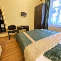 Комната стандарт с 1 двуспальной кроватью