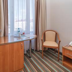 2-местный номер стандарт с 1 двуспальной кроватью