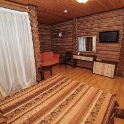Номер стандарт с 1 двуспальной кроватью