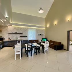 Фото Отель Стильный коттедж у озера