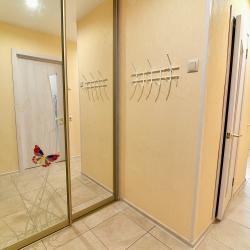 Фото Апартаменты на проспекте Чайковского 25