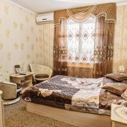 Номер стандарт с 1 двуспальной кроватью