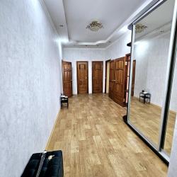 Фото Апартаменты на улице Адоратского 1