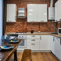 Фото Отель FlatStay Мойки 82| Трёшка у Исаакиевского собора в стиле Лофт, с просторной гостиной и 2-м ярусом