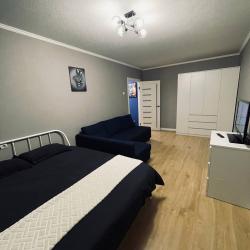 Фото Отель Уютная однокомнатная квартира Kömfi