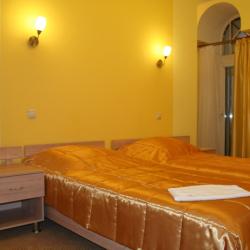 Номер эконом с 2 односпальными кроватями