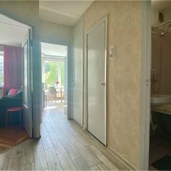 Фото Апартаменты InRoomSPb на улице Ивана Фомина 3