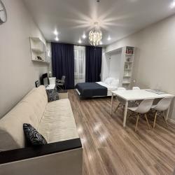 Фото Отель Скай Клаб Апартментс на улице Овражная