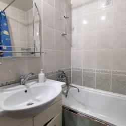 Фото Отель ZNS Rent (ЗНС Рент) на улице Кирова 153А