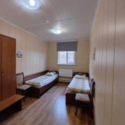 Кровать в 2-местном общем мужском номере