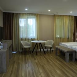 Фото Отель Grand Hotel Kapan (Гранд )