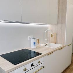 2-местные 1-комнатные апартаменты студия с 1 двуспальной кроватью