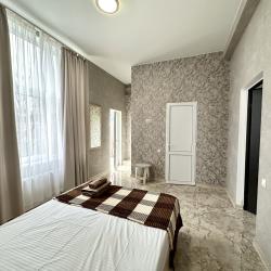 Фото Отель RestHouse (РестХаус)