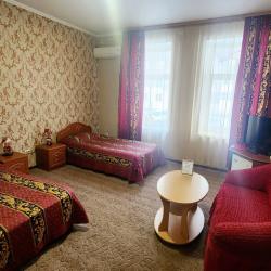 Номер люкс с 2 односпальными кроватями