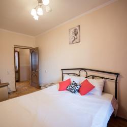 Фото Отель Smile Apartments (Смайл Апартментс) на проспекте Чехова 79