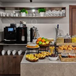 Apri Hotel Perm City Center  (Апри Отель Пермь Сити Центр) — b7050d7dbe087aa9d27068a80650e20b