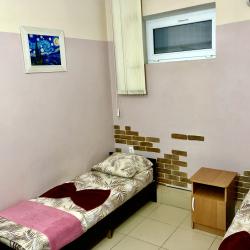 Комната стандарт с 2 односпальными кроватями (цокольный этаж)