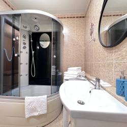 Фото Отель Сутки как дома на улице Большевистская 116
