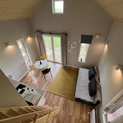 Домик синий