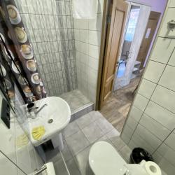 Апартаменты студия с кухней и балконом
