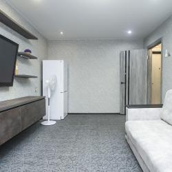 Фото Отель 1 комнатная квартира Декабристов 7/1