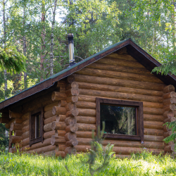 Коттедж улучшенный с 2 двуспальными кроватями