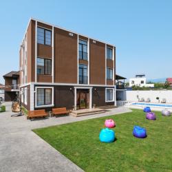 Фото Отель Гостевой дом Appart Village (Аппарт Вилладж)