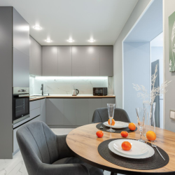 Апартаменты студия Мехзавод 1 квартал 69 с 2 двуспальными кроватями