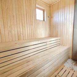 Фото Отель Барнхауз с сауной