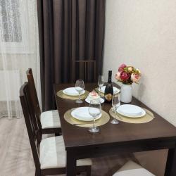 Фото Апартаменты на улице Казбекская 19