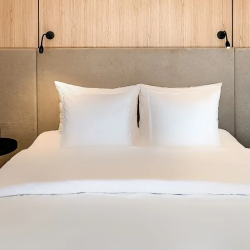 Коттедж улучшенный с видом на озеро