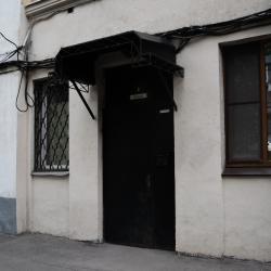 Кровать в 4-местном общем женском номере