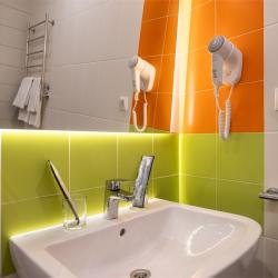 Номер стандарт семейный с 1 двуспальной кроватью